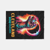 Ohio Total Solar Eclipse 2024 T Rex Dinosaur Fleecedecke (Vorderseite (Horizontal))