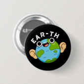 Ohr-th-Funny-Earth-Puff Dark BG Button (Vorne & Hinten)