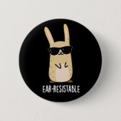Ohrresistenter, sonniger Kaninchenpun Dark BG Button (Vorderseite)