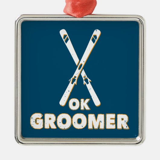 Ok Groomer Skis Ornament Aus Metall (Vorne)
