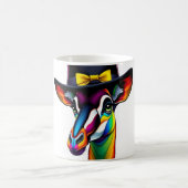 Okapi Chic: Bowler Hat & Ribbon Kaffeetasse (Mittel)
