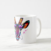 Okapi Explorer T-Shirt - Safari-Abenteuer Kaffeetasse (VorderseiteRechts)