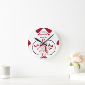 Oki Dokie Santa! Runde Wanduhr (Zuhause)