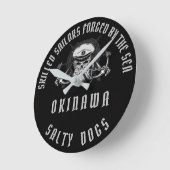 OKINAWA SALTY HUNGS RUNDE WANDUHR (Winkel)