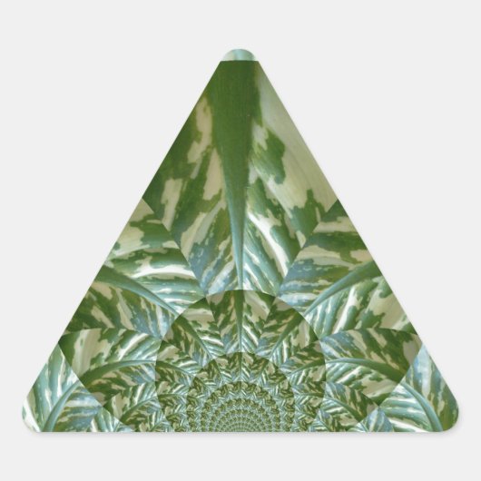 Öko Green Camouflage Kaleidoskop Art Print Design Dreieckiger Aufkleber (Vorderseite)