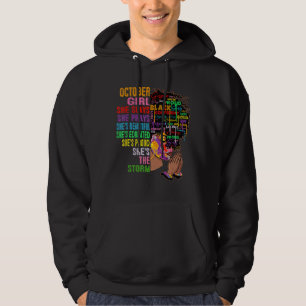 Oktober Girl She Slays & Prays Oktober Geburtstag Hoodie