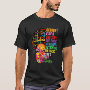 Oktober Girl She Slays & Prays Oktober Geburtstag T-Shirt