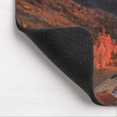 Oktober-Licht auf Scheinwerfer-Becken Mousepad (Ecke)