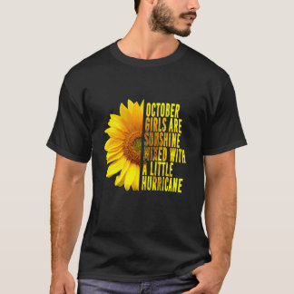 OKTOBER MÄDCHEN SIND SONNENSCHIRME GEMISCHT HURRIK T-Shirt