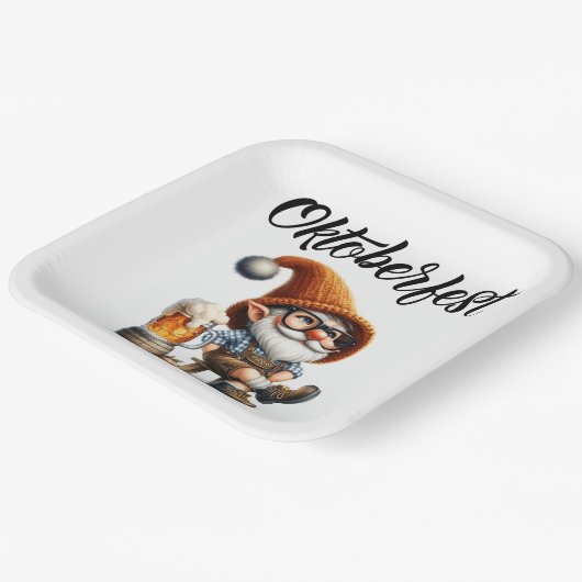Oktoberfest Beer Gnome Pappteller (Gewinkelt)