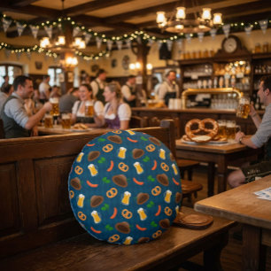 Oktoberfest-Biersorte, Bretzel- und Wurstmuster Rundes Kissen