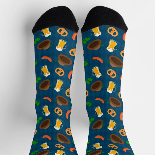 Oktoberfest-Biersorten, Bretzel- und Wurstmuster Socken (Oben)