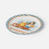 Oktoberfest Party mit Bier und Salzbrezeln ai Pappteller (Schrägansicht)