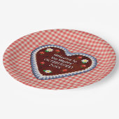 Oktoberfestherz (anpassbar) pappteller (Schrägansicht)