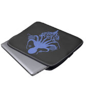 Oktopus (dunkler Hintergrund) Laptopschutzhülle (Vorne Knopf)