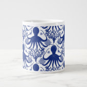 Oktopus (heller Hintergrund) Jumbo-Tasse (Vorderseite)