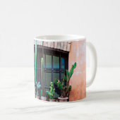 Old abandoned window with group of cactus flower p kaffeetasse (VorderseiteRechts)