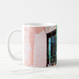 Old abandoned window with group of cactus flower p kaffeetasse
