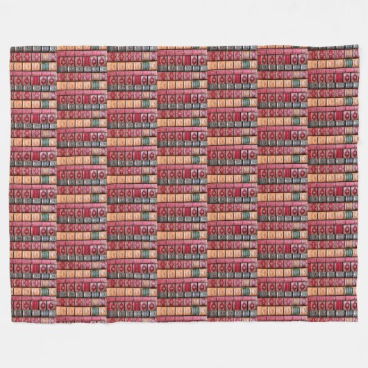 Old Book Library (English Essays) Fleecedecke (Vorderseite (Horizontal))