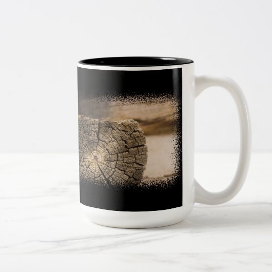 Old Cabin Textures 2 auf Schwarz Zweifarbige Tasse (Rechts)