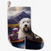 Old English Sheepdog auf Paddle: Ein Landschaftlic Kleiner Weihnachtsstrumpf (Vorderseite)