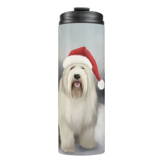 Old English Sheepdog in Snow Christmas Thermosbecher (Vorderseite)