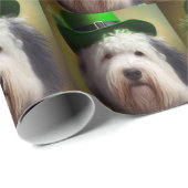 Old English Sheepdog in St. Patrick's Day Dress Geschenkpapier (Rolleneckpunkt)