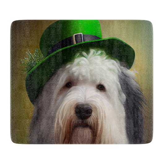 Old English Sheepdog in St. Patrick's Day Dress Schneidebrett (Vorderseite)