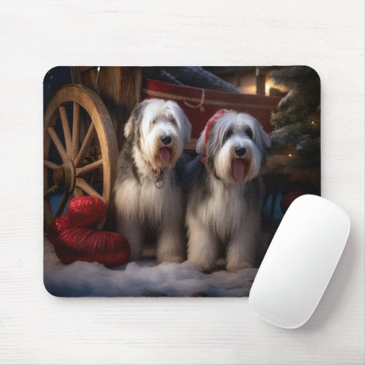 Old English Sheepdog Snowy Sleigh Weihnachtsdekor Mousepad (Mit Mouse)