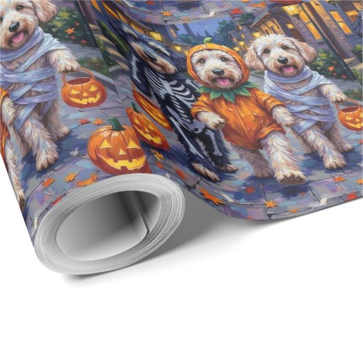 Old English Sheepdogs Trick-or-Treating Halloween Geschenkpapier (Rolleneckpunkt)