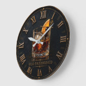 Old Fashioned Whiskey Cocktail Bar Decor Große Wanduhr (Winkel)