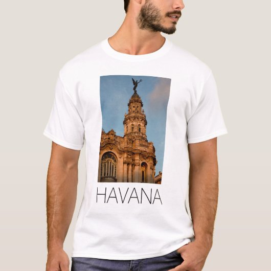 Old Gebäude Spire, Havanna, Kuba T-Shirt (Vorderseite)