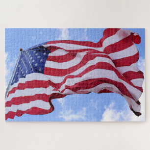 Old Glory in the Breeze - 20x30 - 1014 Stk. Puzzle