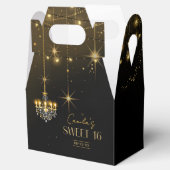 Old Hollywood Glam Chandeliers Sweet 16 ID1108 Geschenkschachtel (Geöffnet)