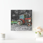 Old International Traktor Painterly Quadratische Wanduhr (Zuhause)