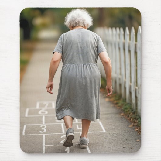 Old Lady Playing Hopscotch Mousepad (Vorne)