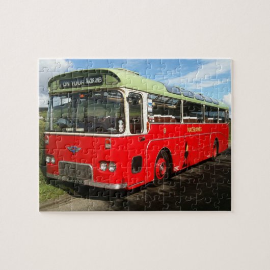 Old Macbraynes Bus auf der Insel Bute Puzzle (Horizontal)