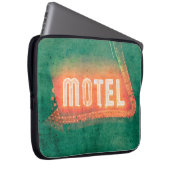 Old Motel Laptopschutzhülle (Vorne Rechts)