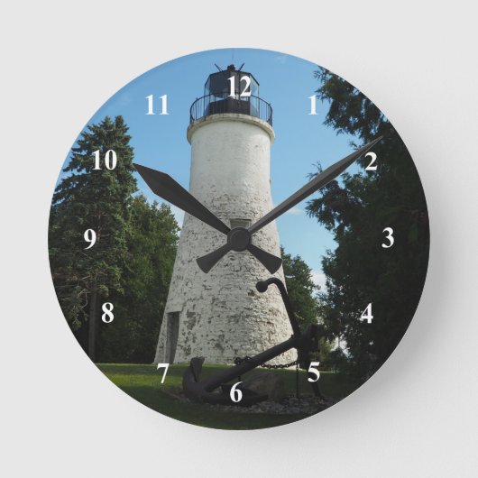 Old Presque Isle Lighthouse Clock Runde Wanduhr (Vorderseite)