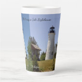 Old Presque Isle Lighthouse Latte Tasse (Vorderseite)