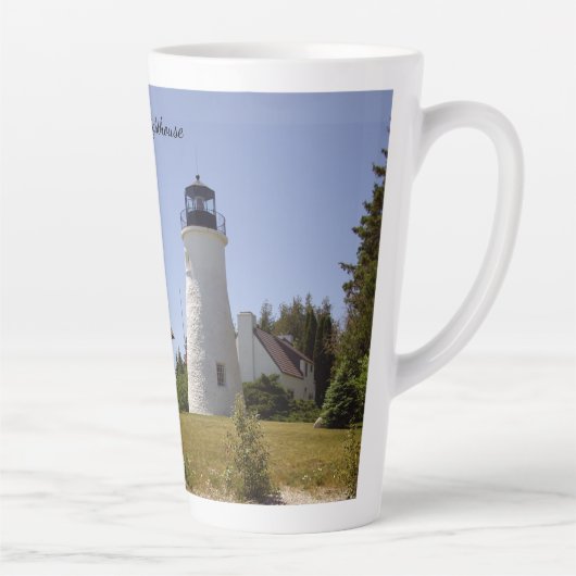 Old Presque Isle Lighthouse Latte Tasse (Rechts)