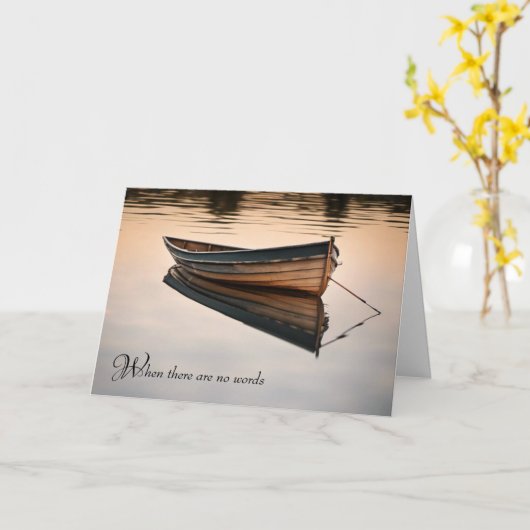 Old Row Boat on Calm Lake Beileid Karte (Gelbe Blume)