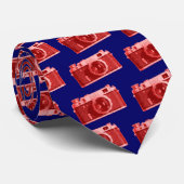 Old Russian Camera - Red on Dark Blue Krawatte (Gerollt)