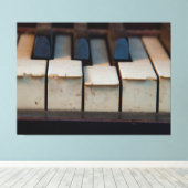 Old Schultz Ivory Chipped Piano Keys Leinwanddruck (Insitu (Holzboden))