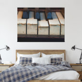 Old Schultz Ivory Chipped Piano Keys Leinwanddruck (Insitu (Schlafzimmer))