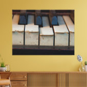 Old Schultz Ivory Chipped Piano Keys Leinwanddruck (Insitu (Wohnzimmer))