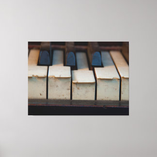 Old Schultz Ivory Chipped Piano Keys Leinwanddruck