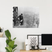 Old Timer Steel Worker on Empire State Gebäude Poster (Heimbüro)