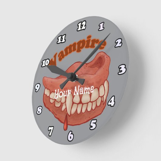 Old Vampire Teeth Runde Wanduhr (Winkel)