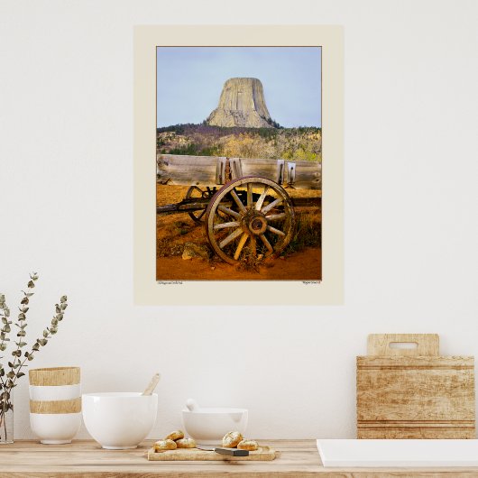 Old Wagon and Devil's Peak - Wyoming Poster (Küche)